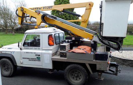 Western Power grid supply repair truck (Image: T. Larkum)