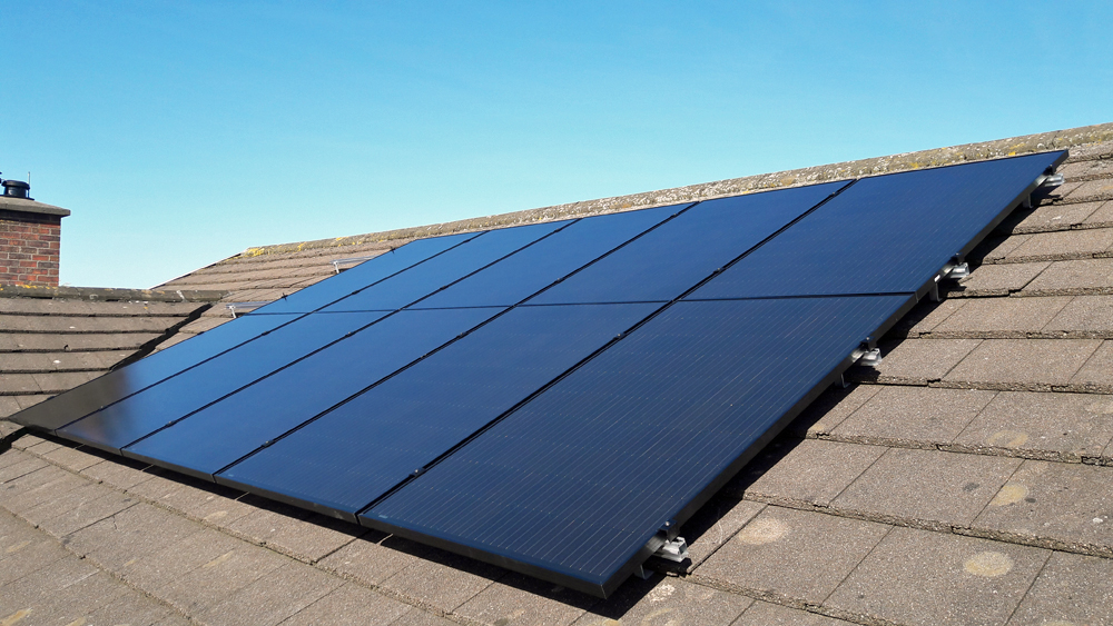 A completed array of solar panels in place (Image: T. Larkum/Tanjent)